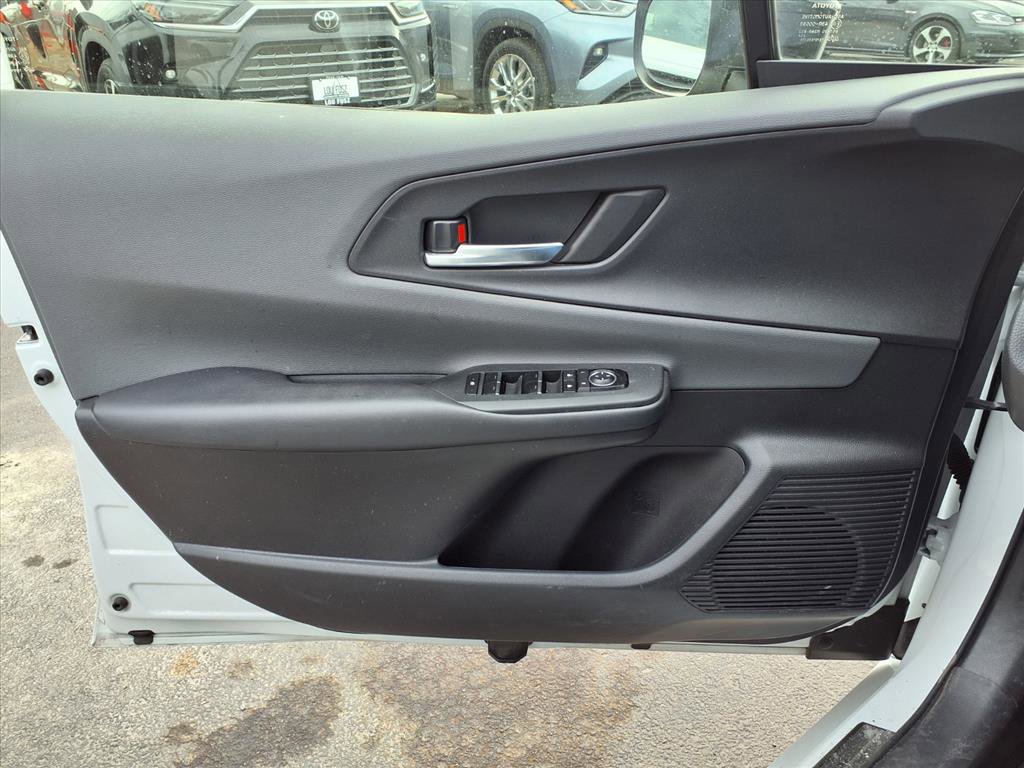 Used 2024 Toyota Prius XLE image 20