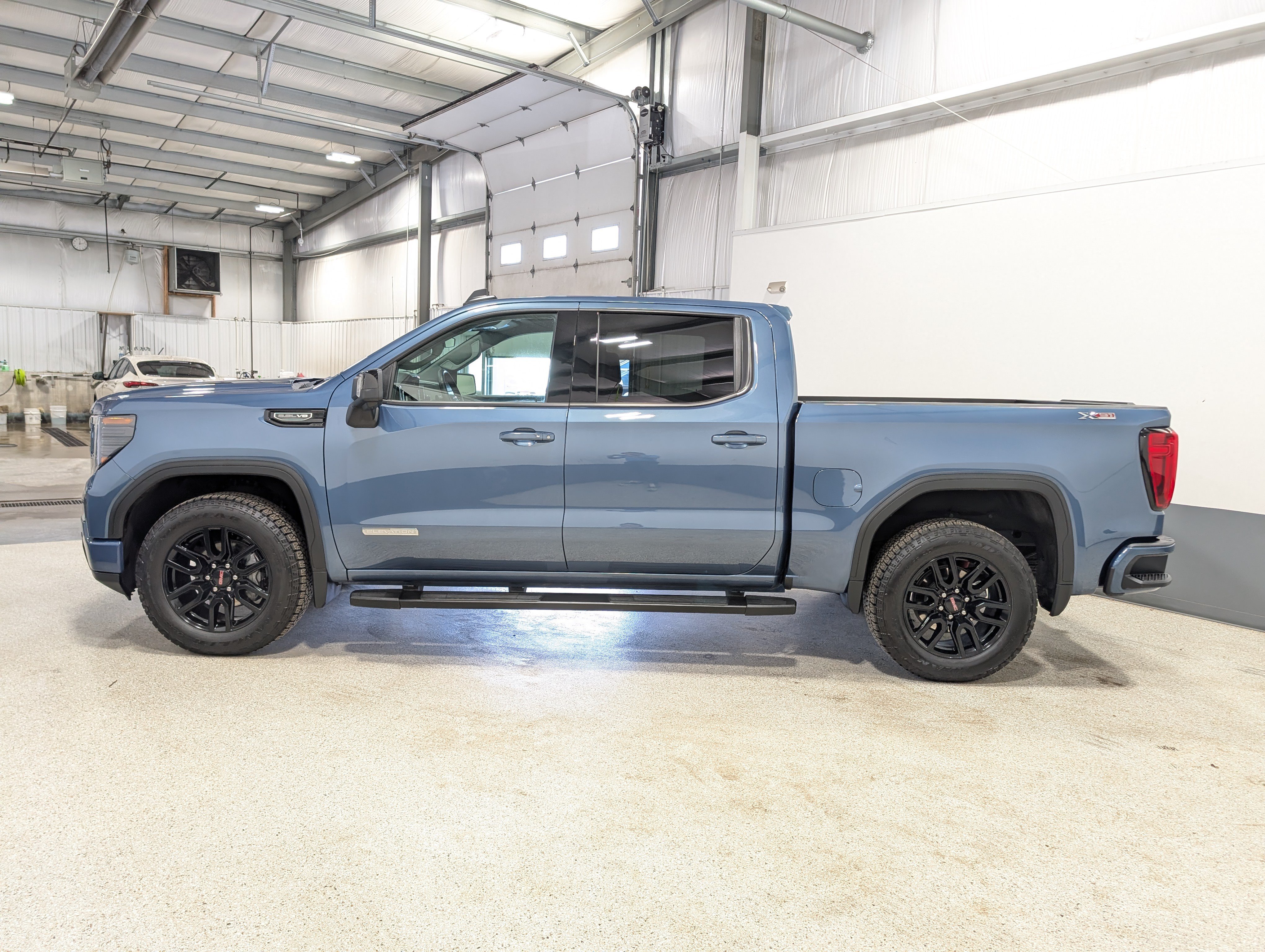 Used 2026 GMC Sierra 1500 Elevation w/ Elevation Premium Package AWD/4WD image 6