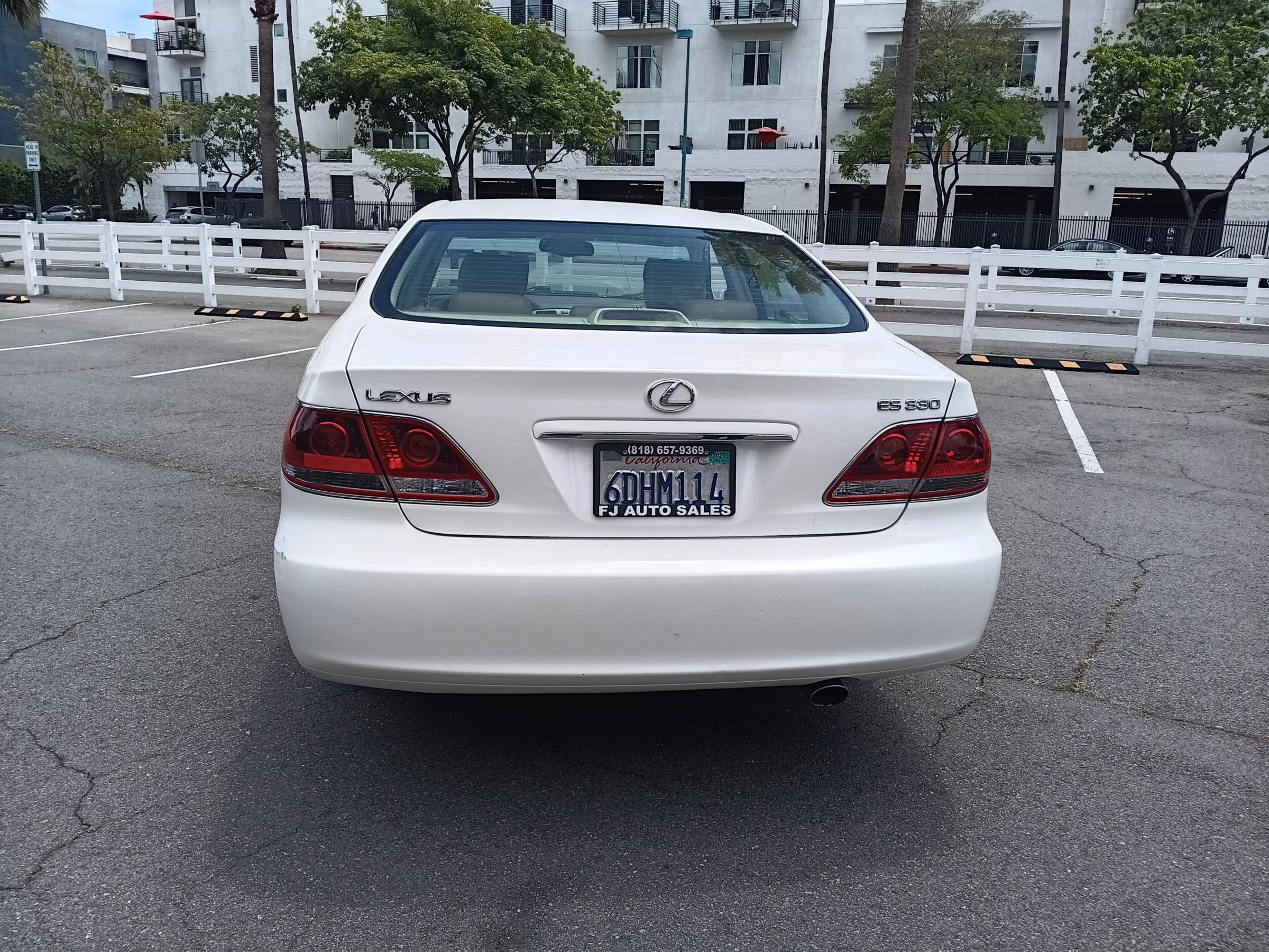 Used 2005 Lexus ES 330 FWD image 7