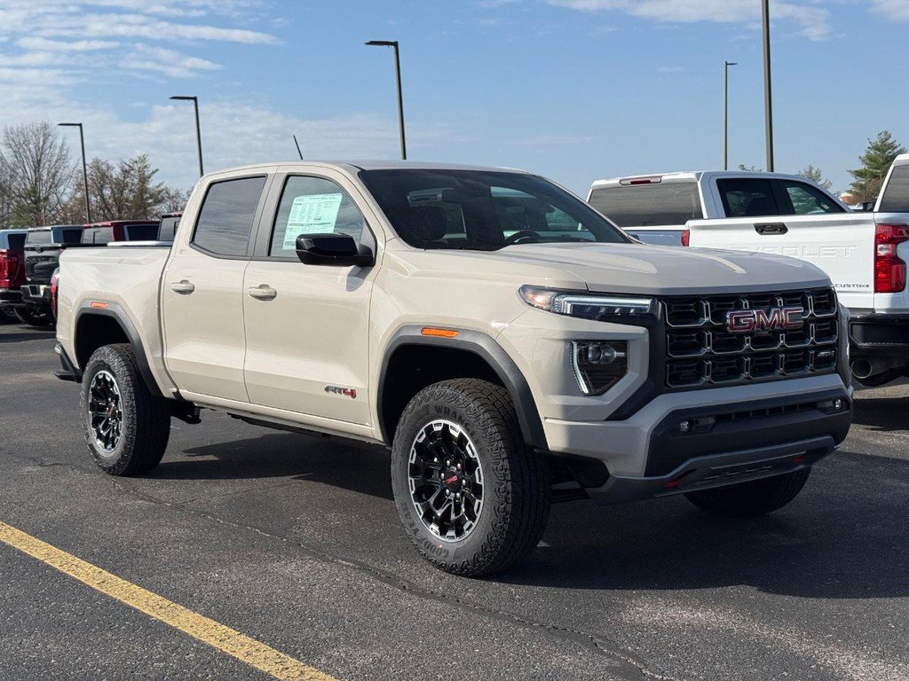 New 2026 GMC Canyon AT4 image 2