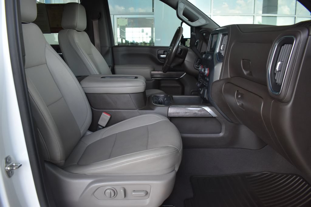 Used 2021 Chevrolet Silverado 2500 LTZ w/ Z71 Chrome Sport Edition AWD/4WD image 4