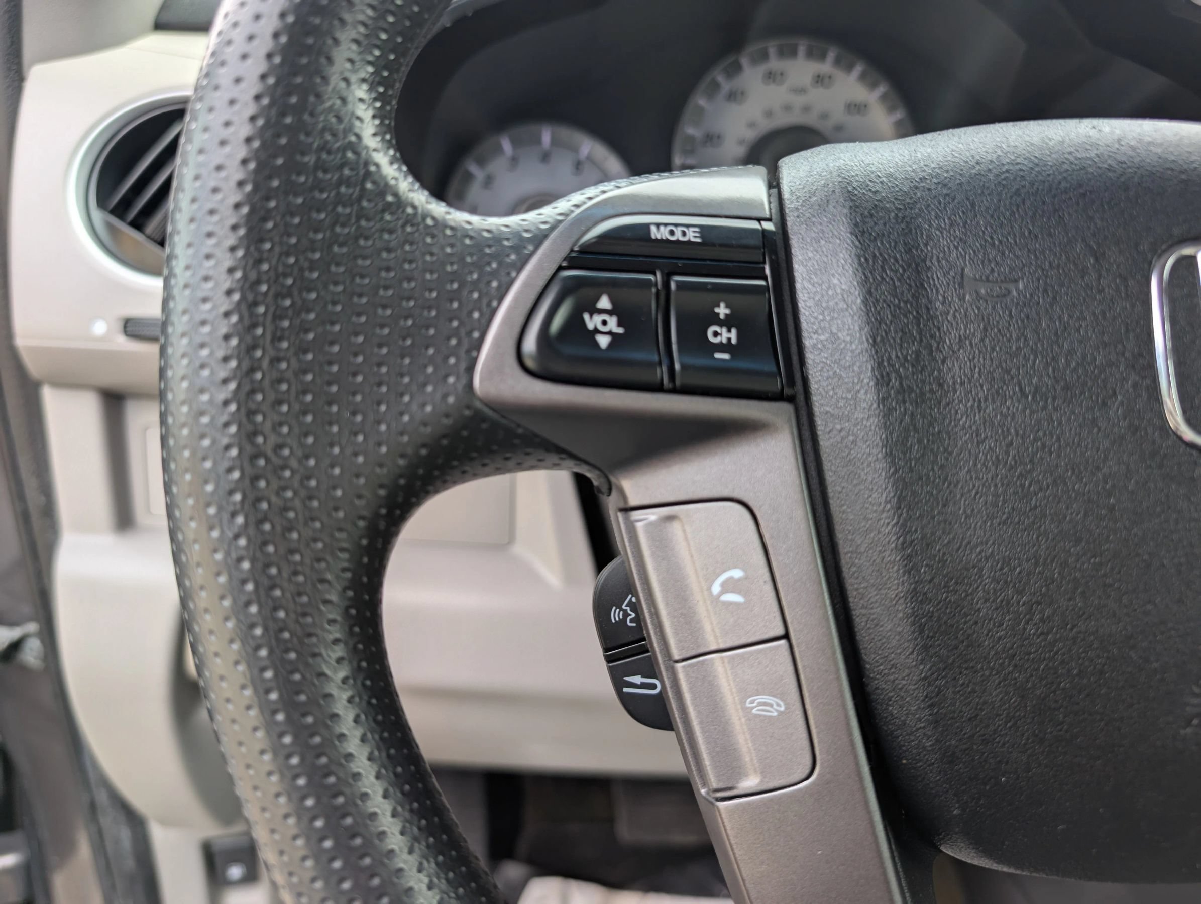 Used 2014 Honda Pilot LX image 40