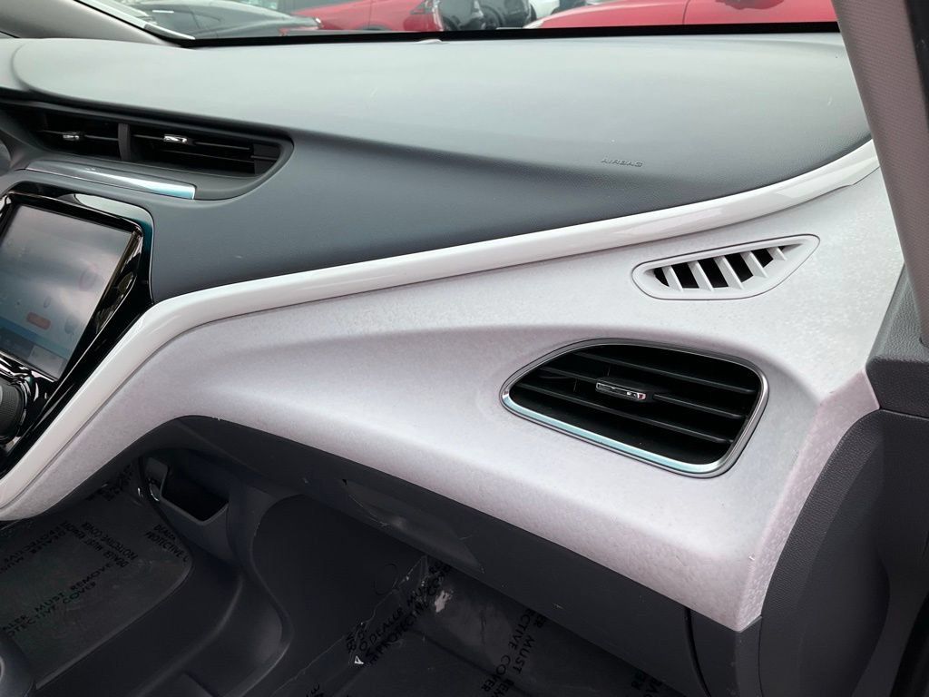 Used 2017 Chevrolet Bolt Premier FWD image 66