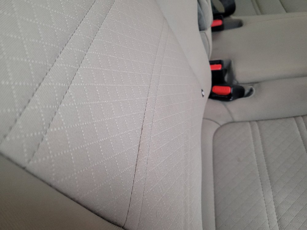 Used 2020 Kia Sorento LX FWD image 19