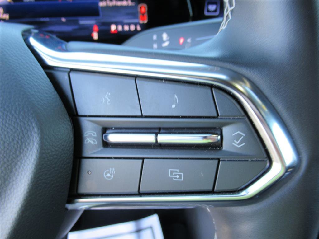 Used 2025 Chevrolet Traverse LT image 26