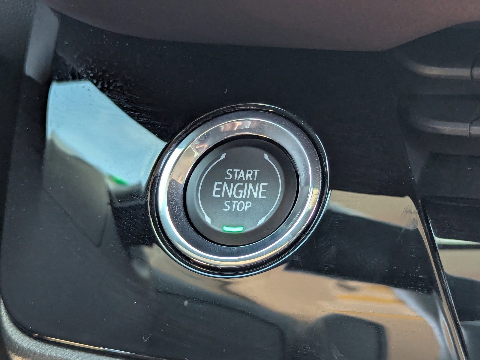 Used 2025 Buick Envision Sport Touring image 34