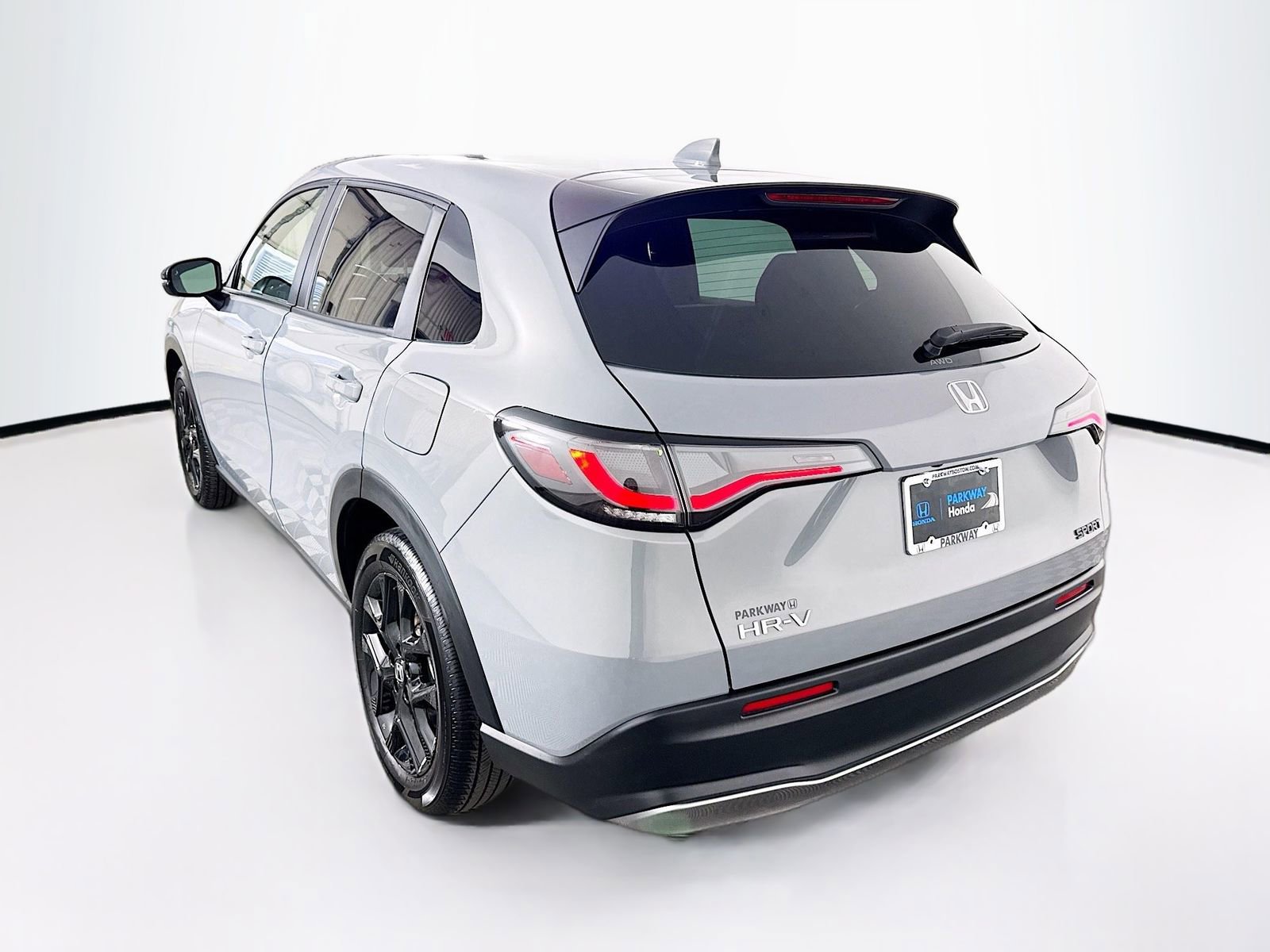 Used 2025 Honda HR-V Sport image 5