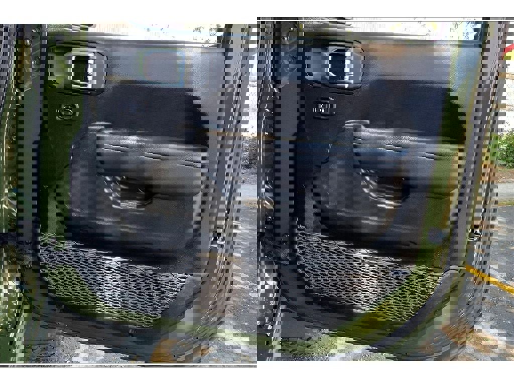 Used 2022 Jeep Wrangler Willys image 23