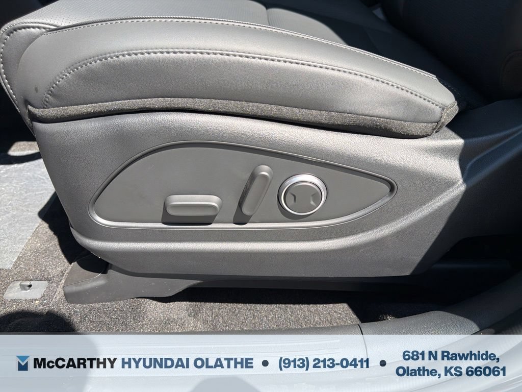 Used 2026 Hyundai Palisade SEL FWD image 25