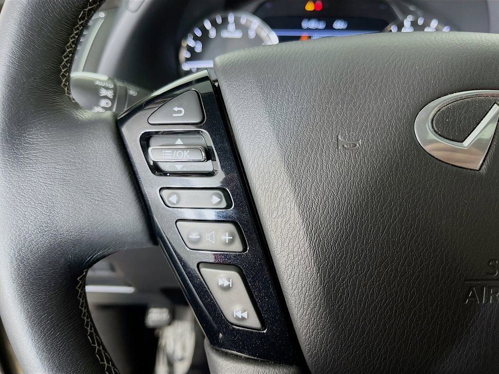 Used 2022 INFINITI QX80 Luxe w/ Cargo Package image 14
