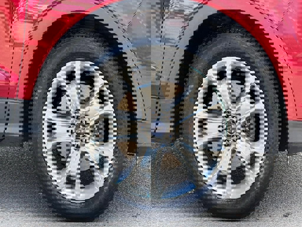 Used 2016 Ford Escape Titanium w/ Equipment Group 301A image 6