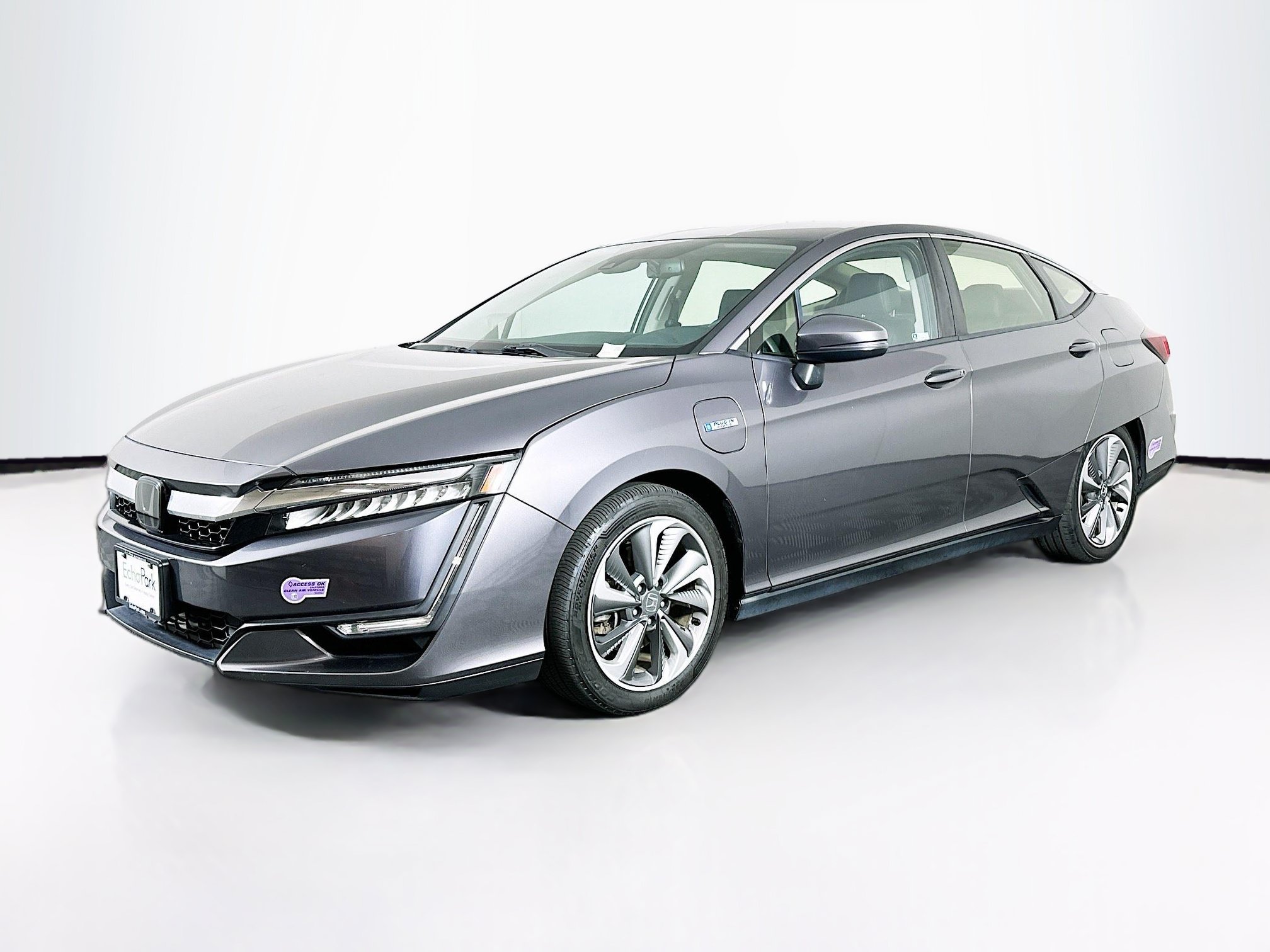 Used 2019 Honda Clarity Plug-In Hybrid image 3