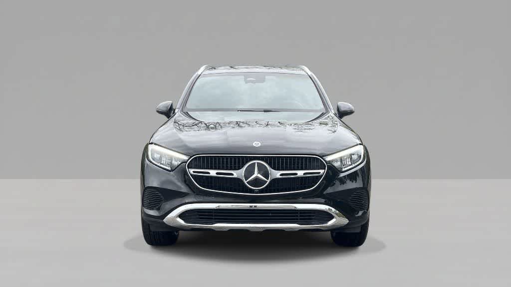 Used 2026 Mercedes-Benz GLC 300 4MATIC image 3