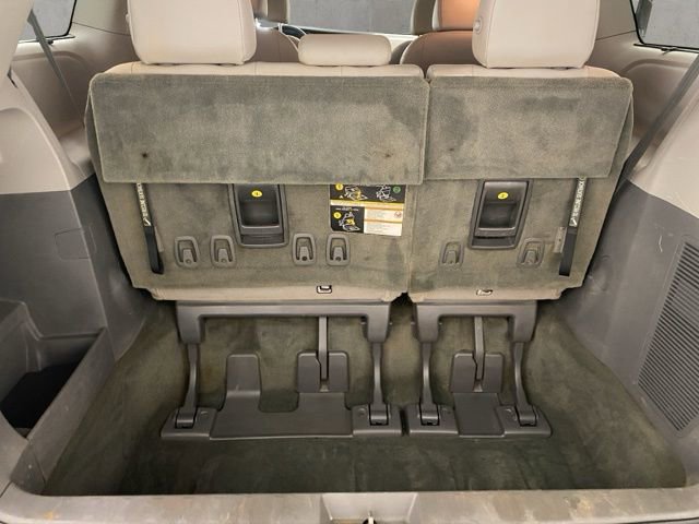 Used 2018 Toyota Sienna XLE w/ XLE Navigation Package image 27
