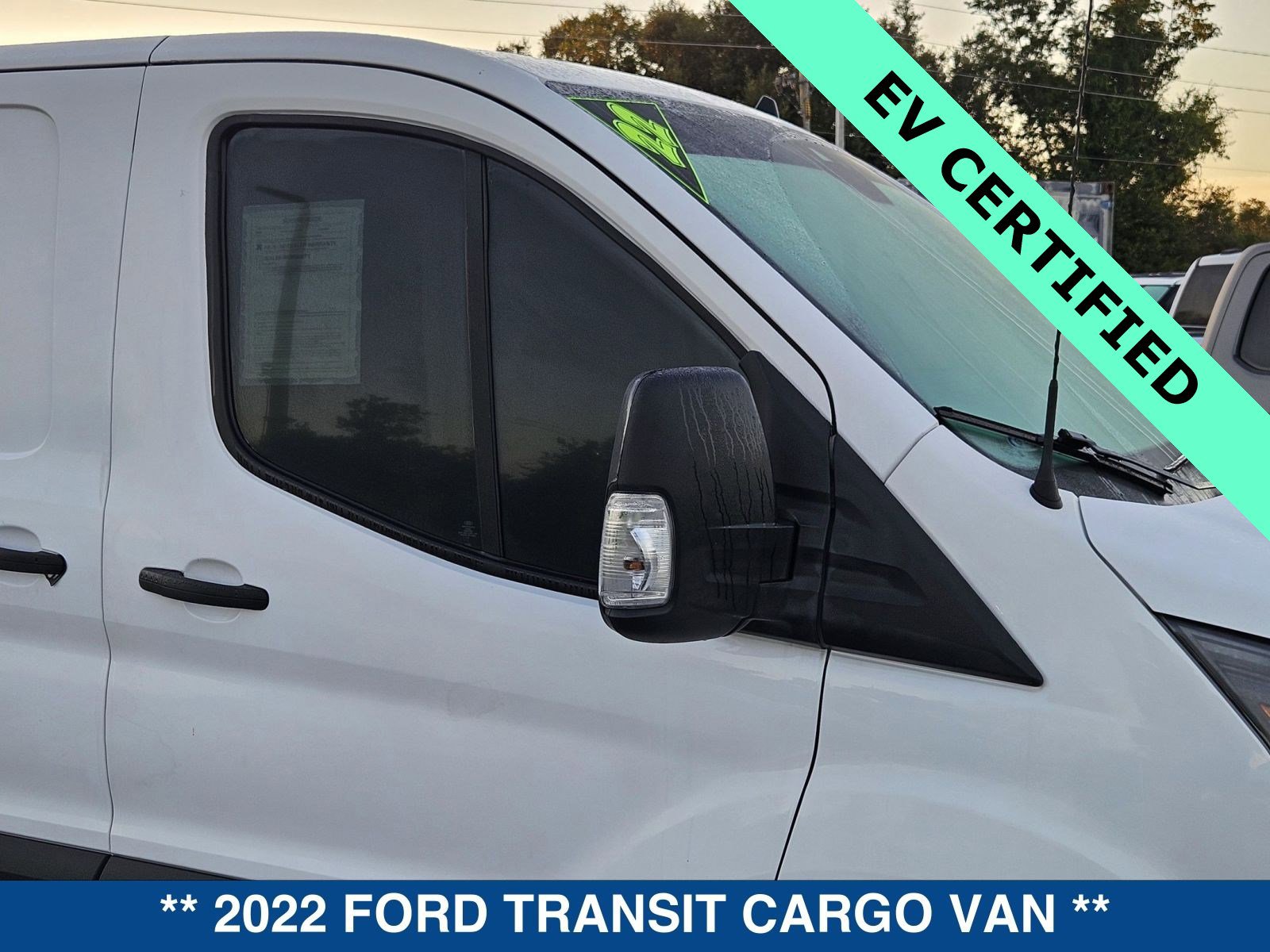 Used 2022 Ford E-Transit Low Roof image 11
