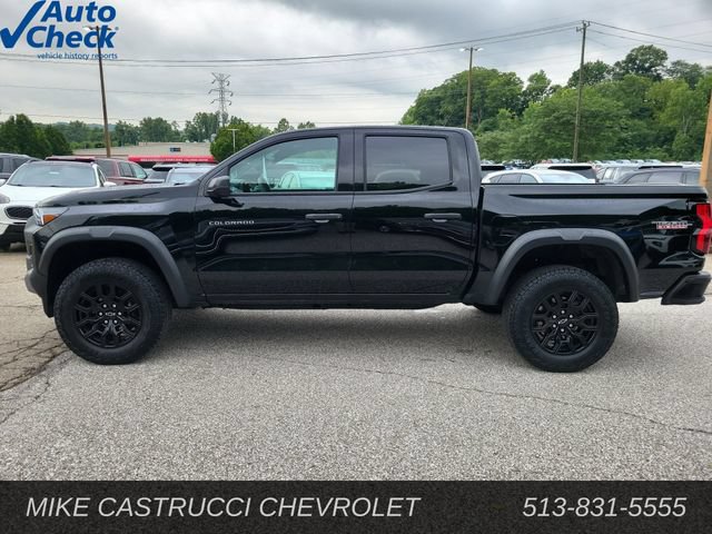 Used 2024 Chevrolet Colorado Trail Boss w/ Advanced Trailering Package AWD/4WD image 2