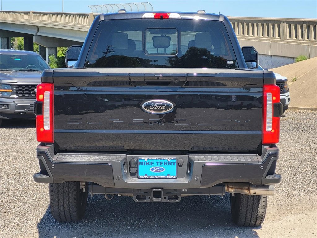 New 2025 Ford F250 XLT w/ Black Appearance Package image 4
