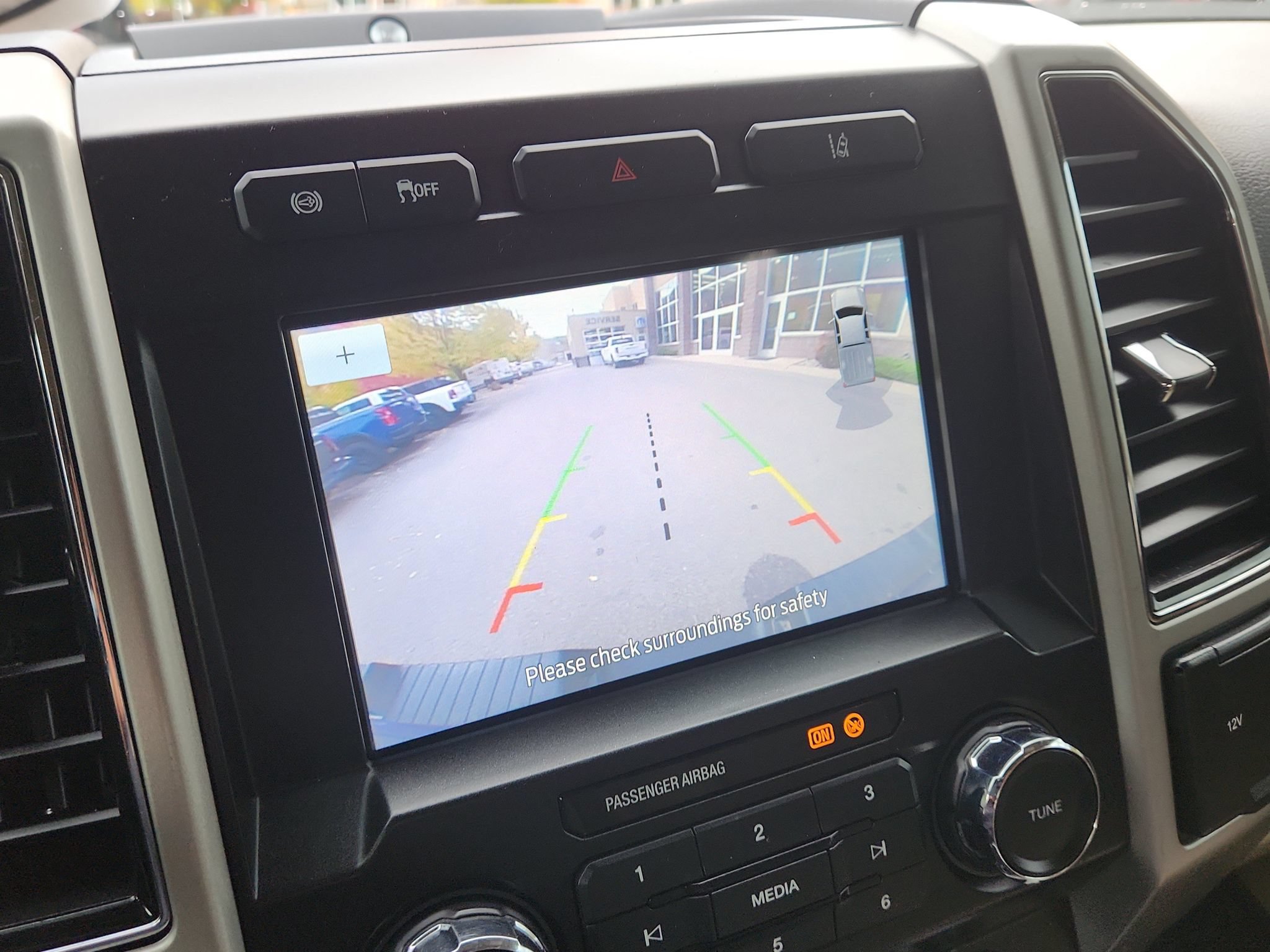 Used 2020 Ford F250 Lariat w/ Lariat Ultimate Package AWD/4WD image 25