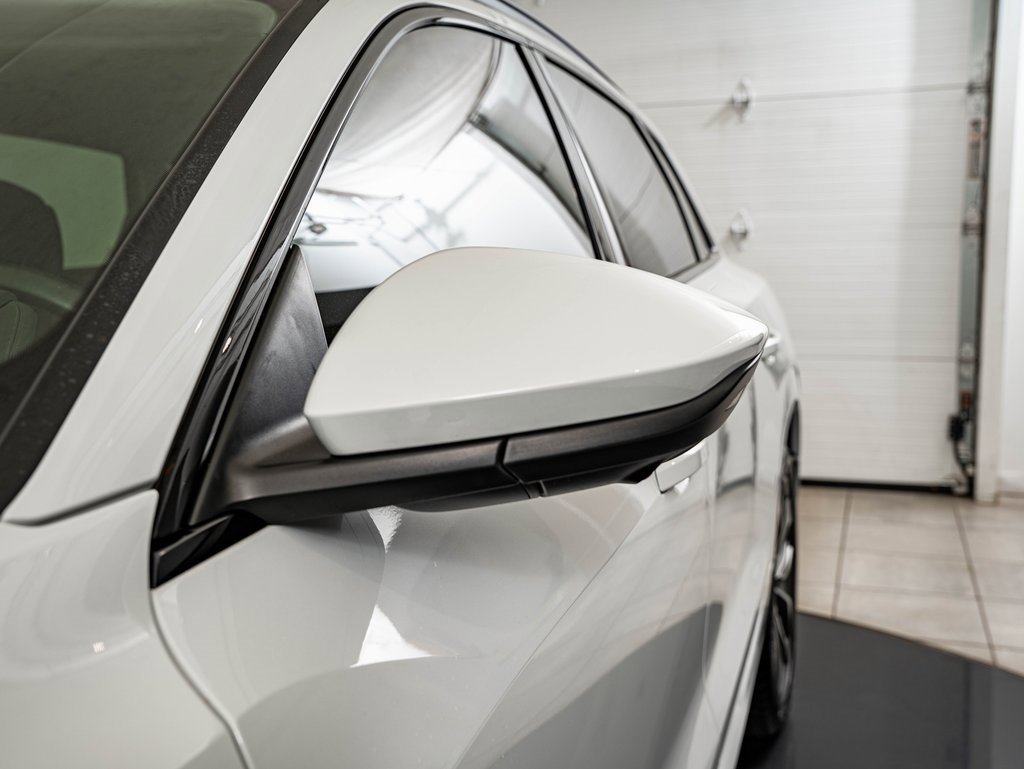 Used 2021 Audi e-tron Premium Plus w/ Premium Plus Package image 16