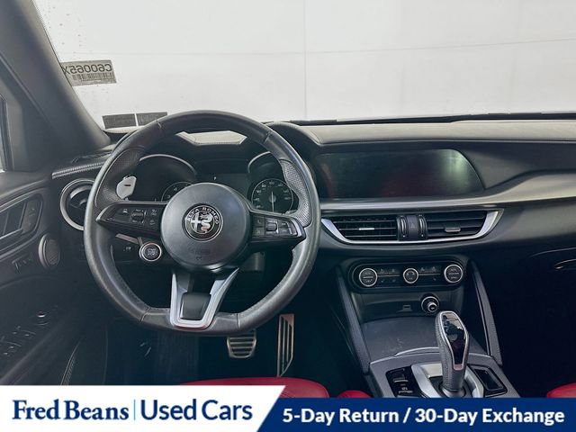 Used 2022 Alfa Romeo Stelvio Veloce image 25