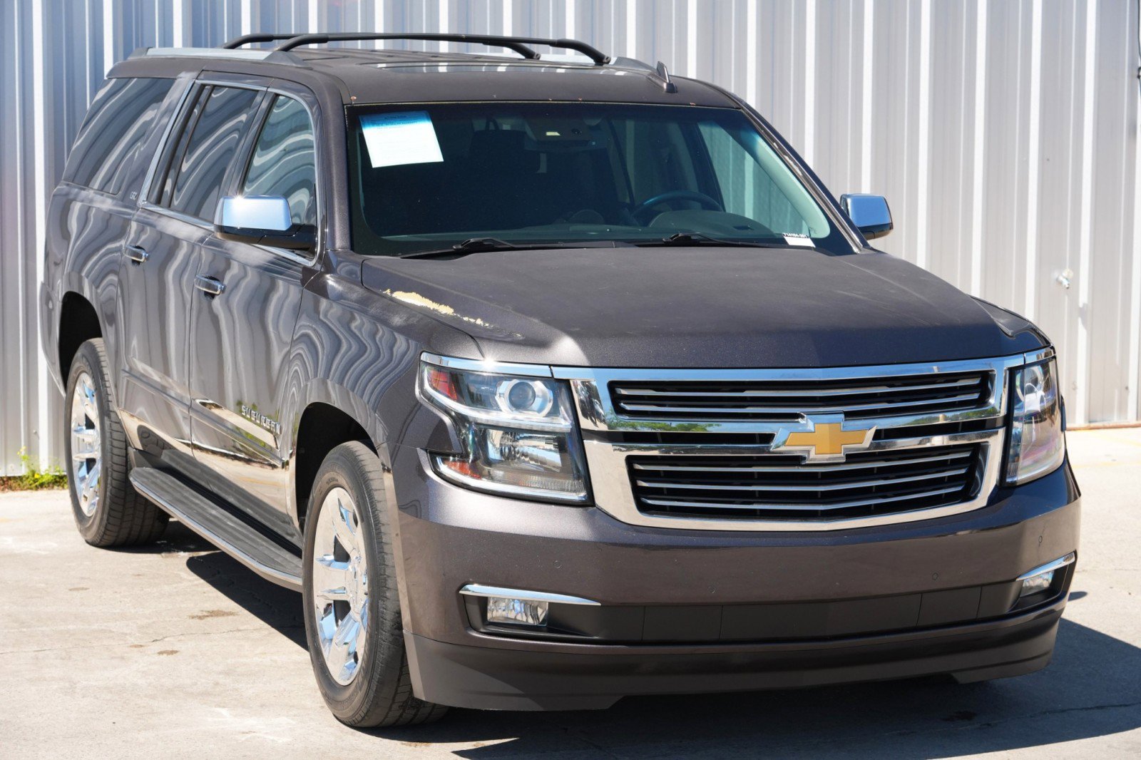 Used 2015 Chevrolet Suburban LTZ RWD image 58