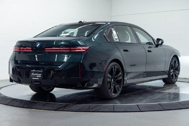 New 2027 BMW 740i xDrive w/ Executive Package AWD/4WD image 14