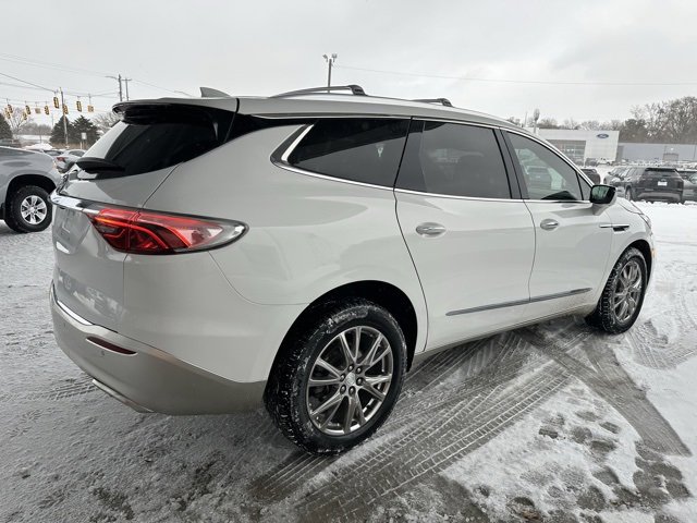 Used 2022 Buick Enclave Premium image 5