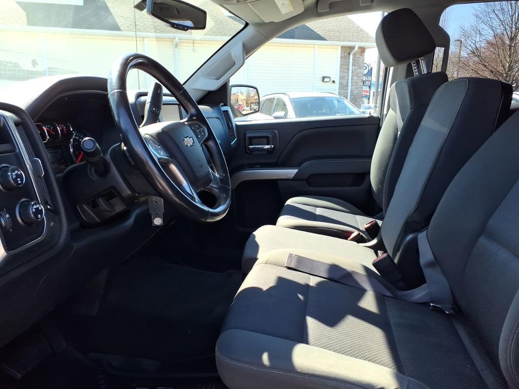 Used 2018 Chevrolet Silverado 1500 LT image 21