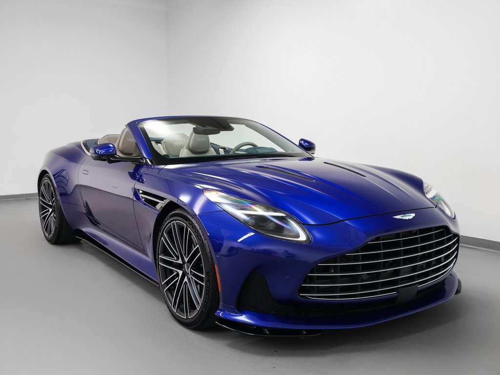 Used 2024 Aston Martin DB12 Convertible image 6