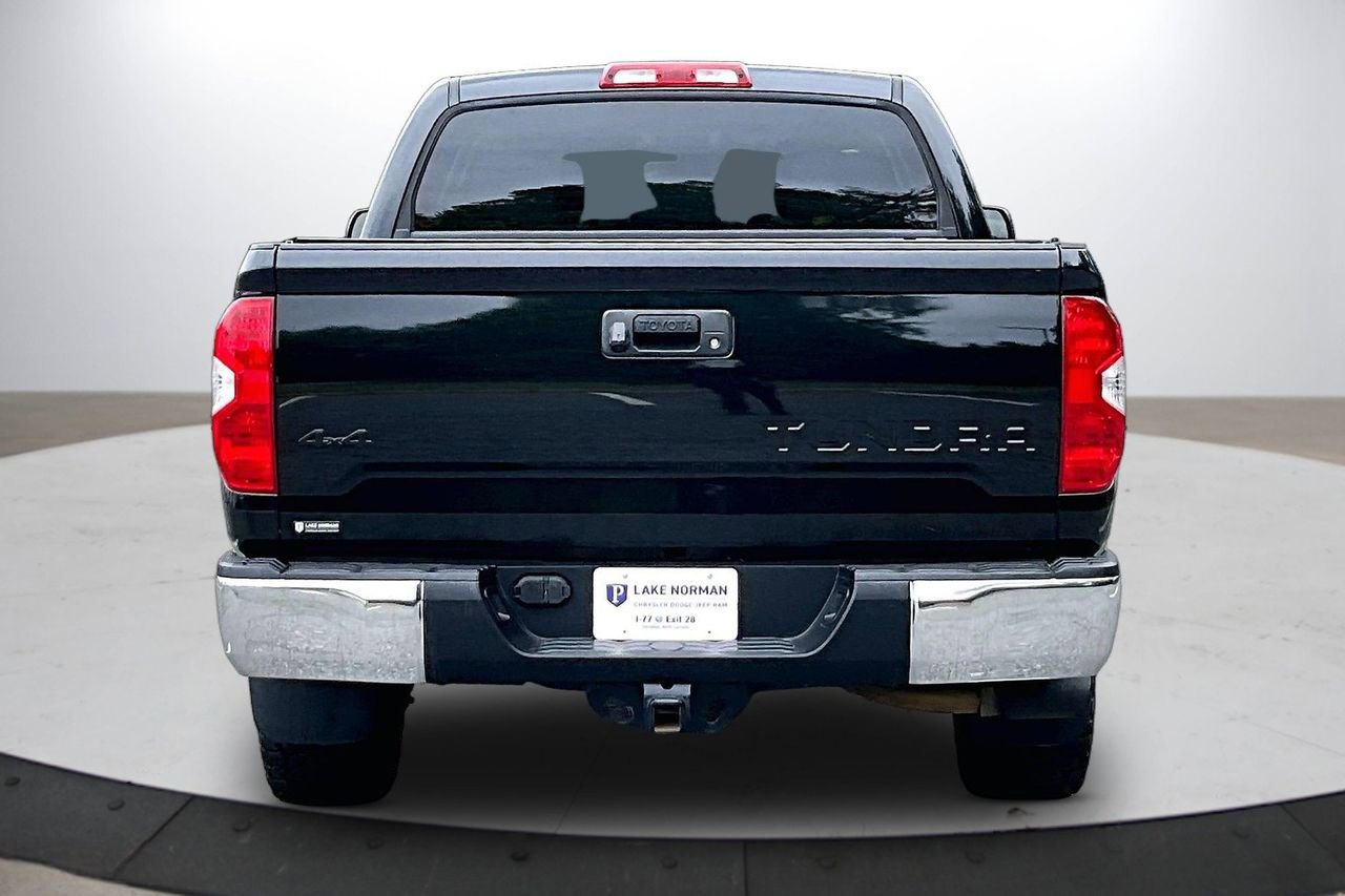 Used 2018 Toyota Tundra SR5 w/ SR5 Upgrade Package AWD/4WD image 8