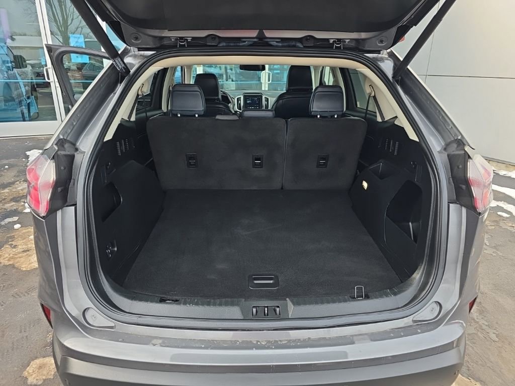 Used 2022 Ford Edge SEL w/ Sport Appearance Package image 30