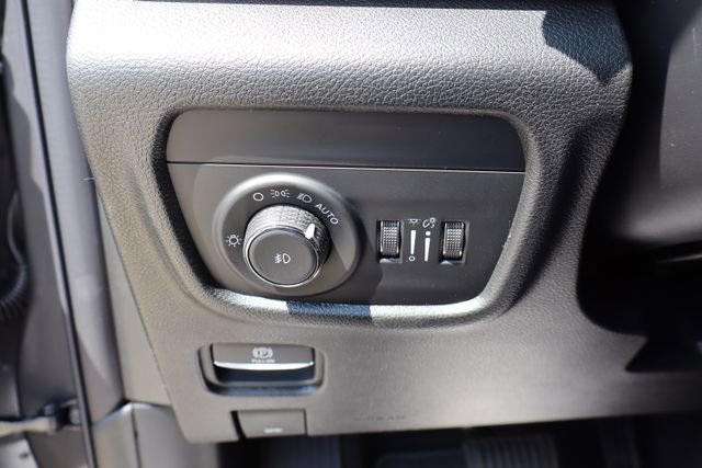New 2026 Jeep Grand Cherokee Limited w/ Limited Altitude Package AWD/4WD image 14