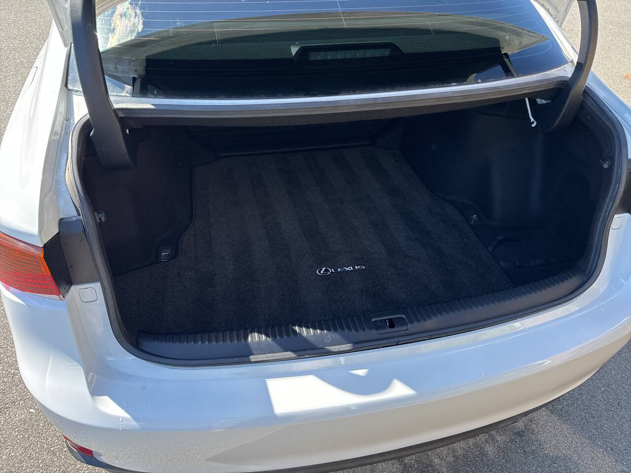 Used 2019 Lexus IS 350 F Sport w/ F Sport Package RWD image 35