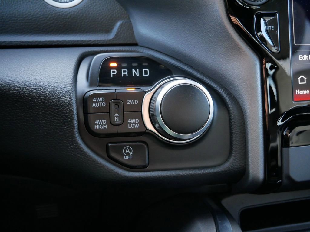 Certified 2024 RAM 1500 Big Horn image 36