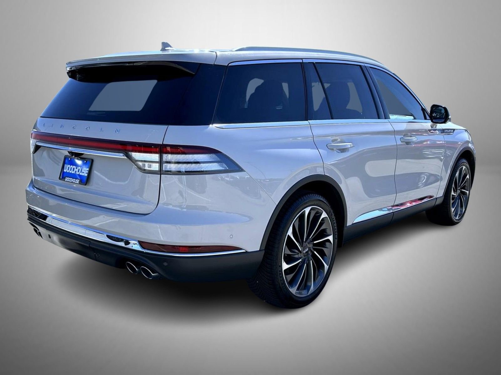 Used 2020 Lincoln Aviator Reserve w/ Equipment Group 202A AWD/4WD image 5