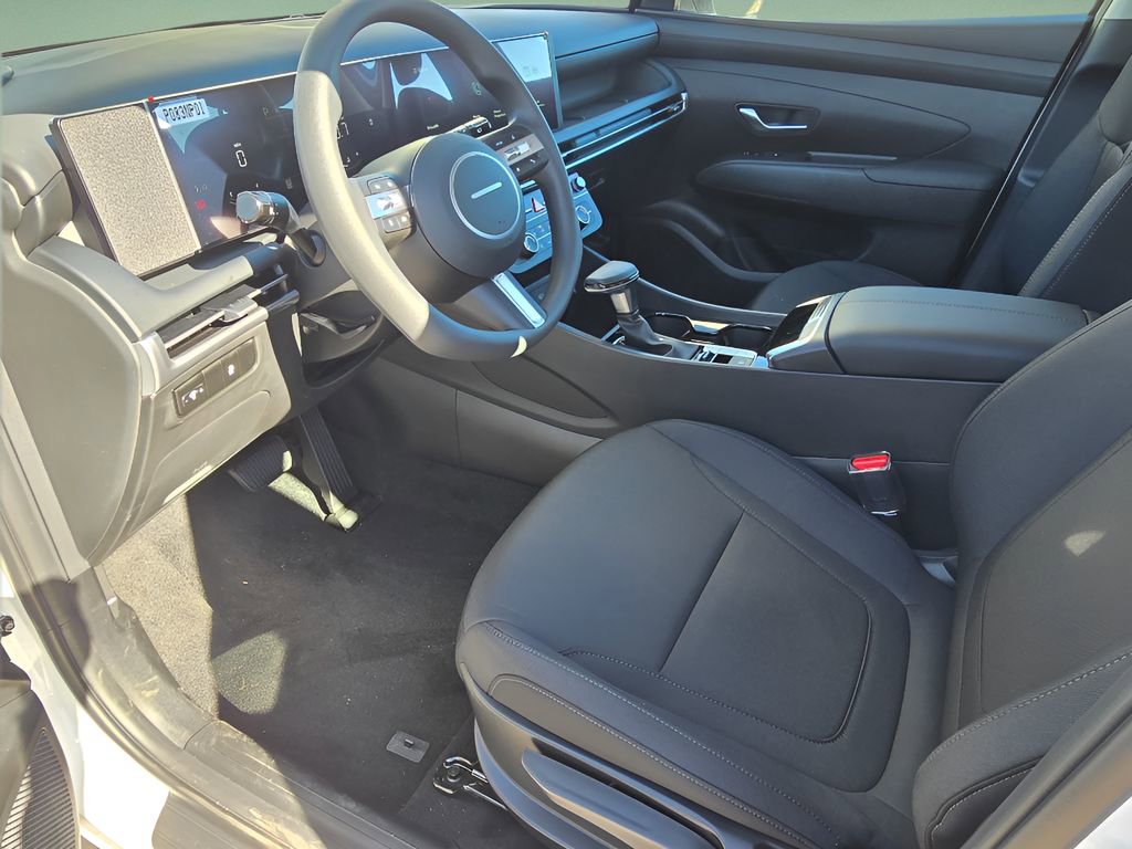 New 2026 Hyundai Tucson SE image 24