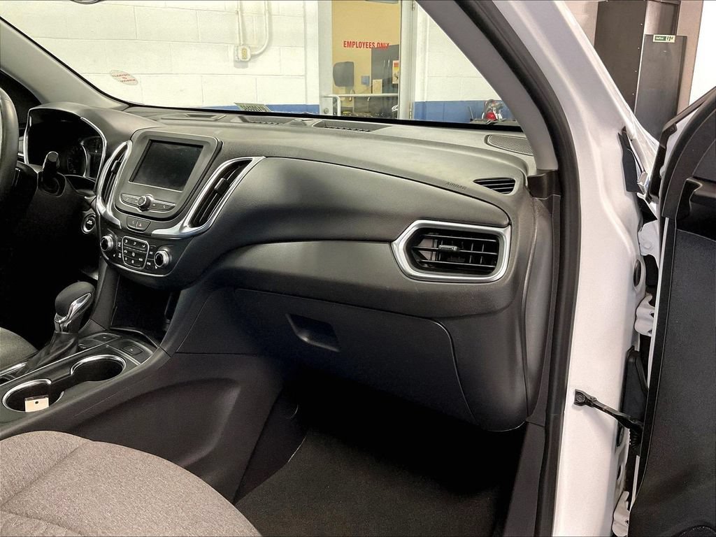 Used 2024 Chevrolet Equinox LT AWD/4WD image 12