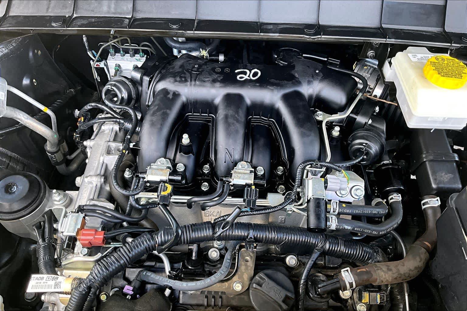 Used 2024 Nissan Pathfinder SV FWD image 33