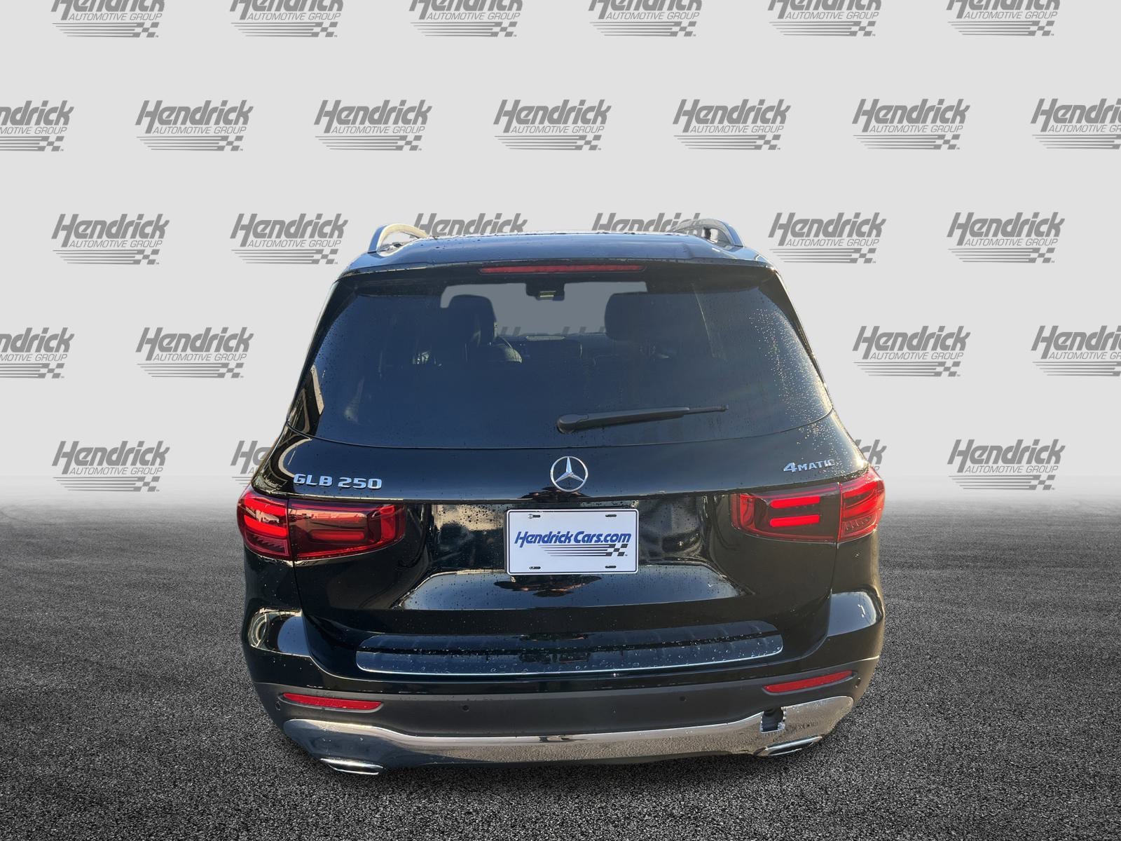 Certified 2025 Mercedes-Benz GLB 250 4MATIC image 9