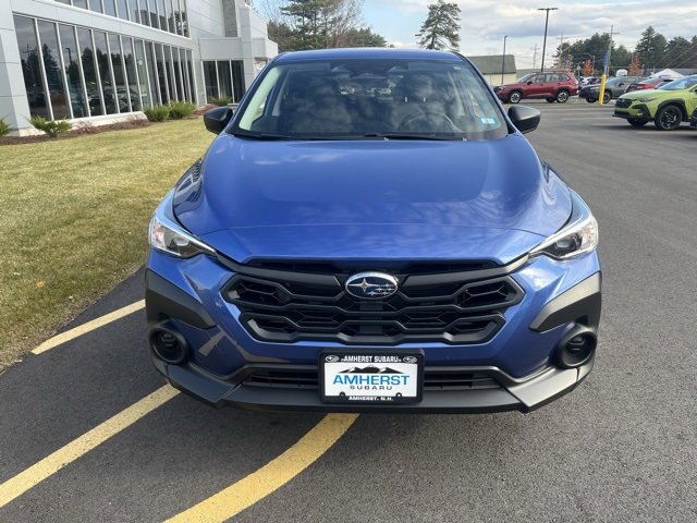 Used 2025 Subaru Crosstrek 2.0i image 2