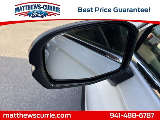 Used 2025 Honda CR-V Sport Touring image 8