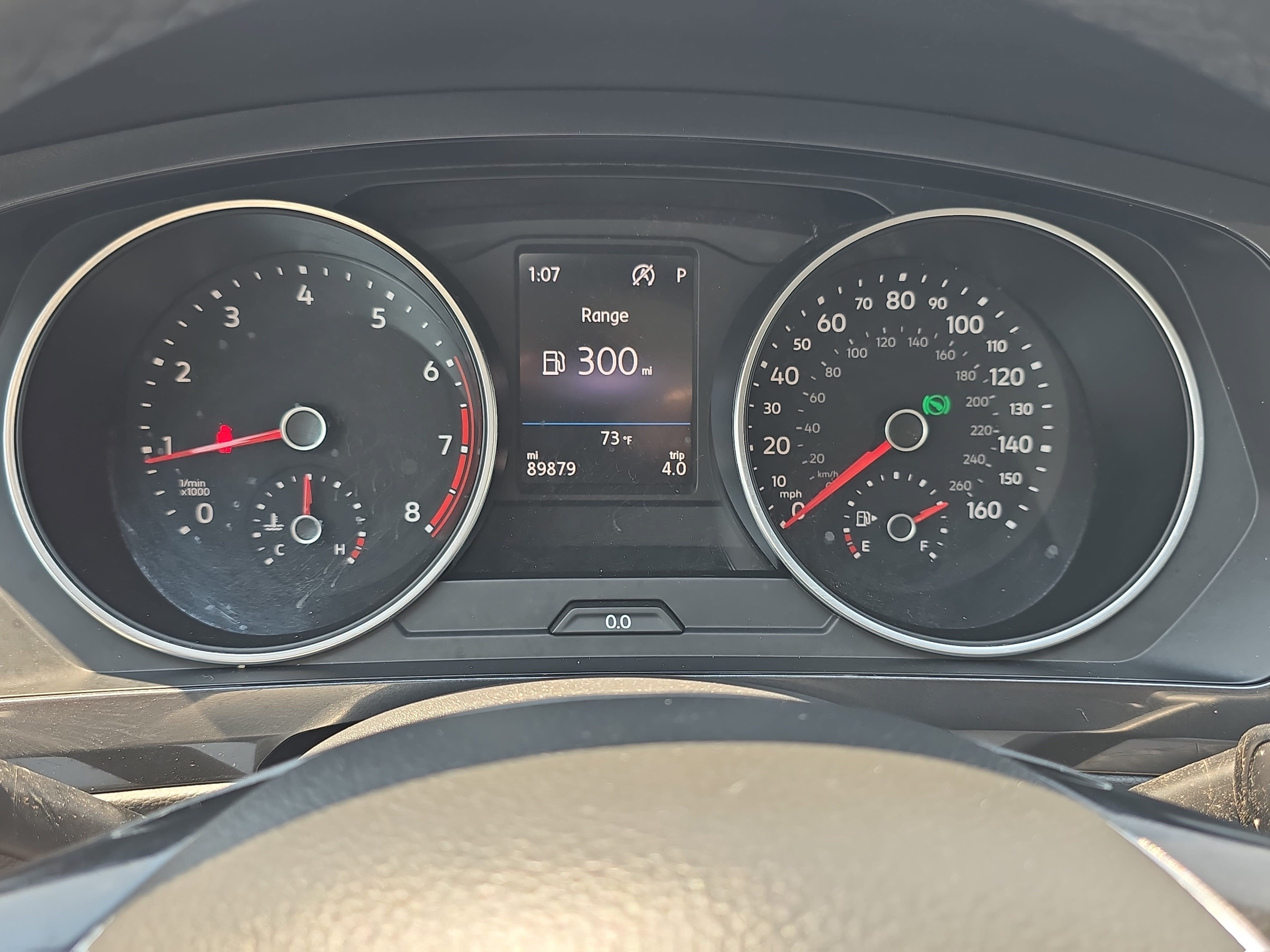 Used 2018 Volkswagen Tiguan SE w/ Panoramic Sunroof Package FWD image 19