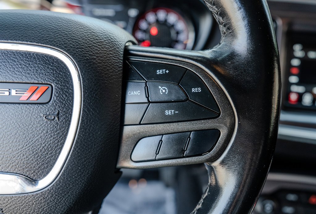 Used 2021 Dodge Challenger SXT image 17