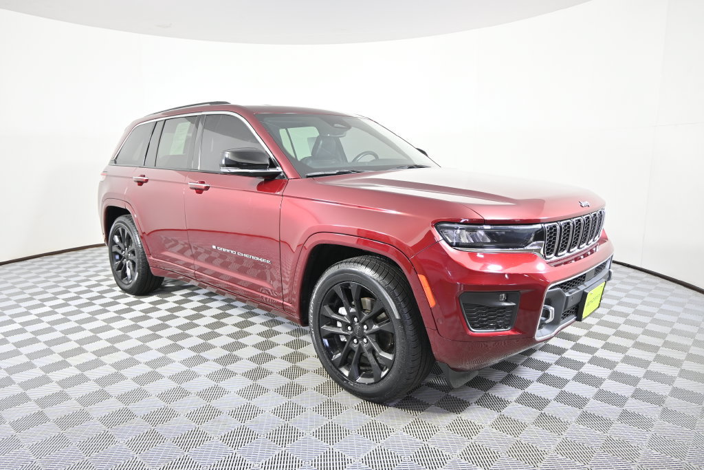 Used 2022 Jeep Grand Cherokee Overland AWD/4WD image 9