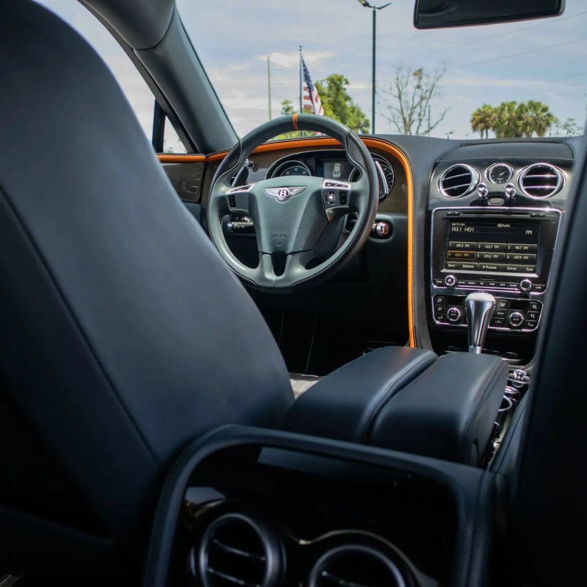 Used 2018 Bentley Flying Spur S V8 AWD/4WD image 25