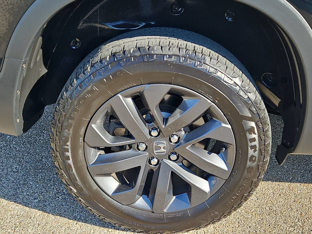 Used 2025 Honda Ridgeline Sport image 5