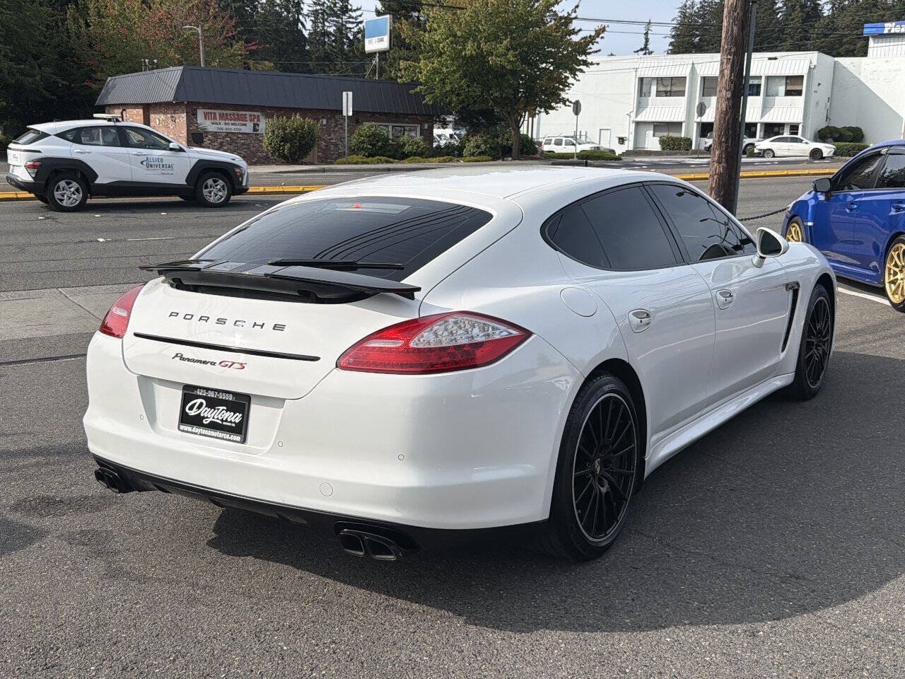 Used 2013 Porsche Panamera GTS AWD/4WD image 9