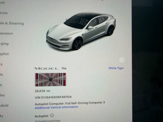 Used 2022 Tesla Model S Plaid image 11