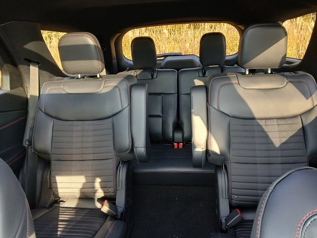 New 2025 Ford Explorer ST-Line w/ Premium Package image 25