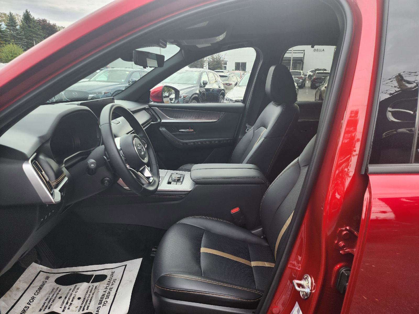 Certified 2025 MAZDA CX-90 3.3 Turbo S w/ Premium Package image 14